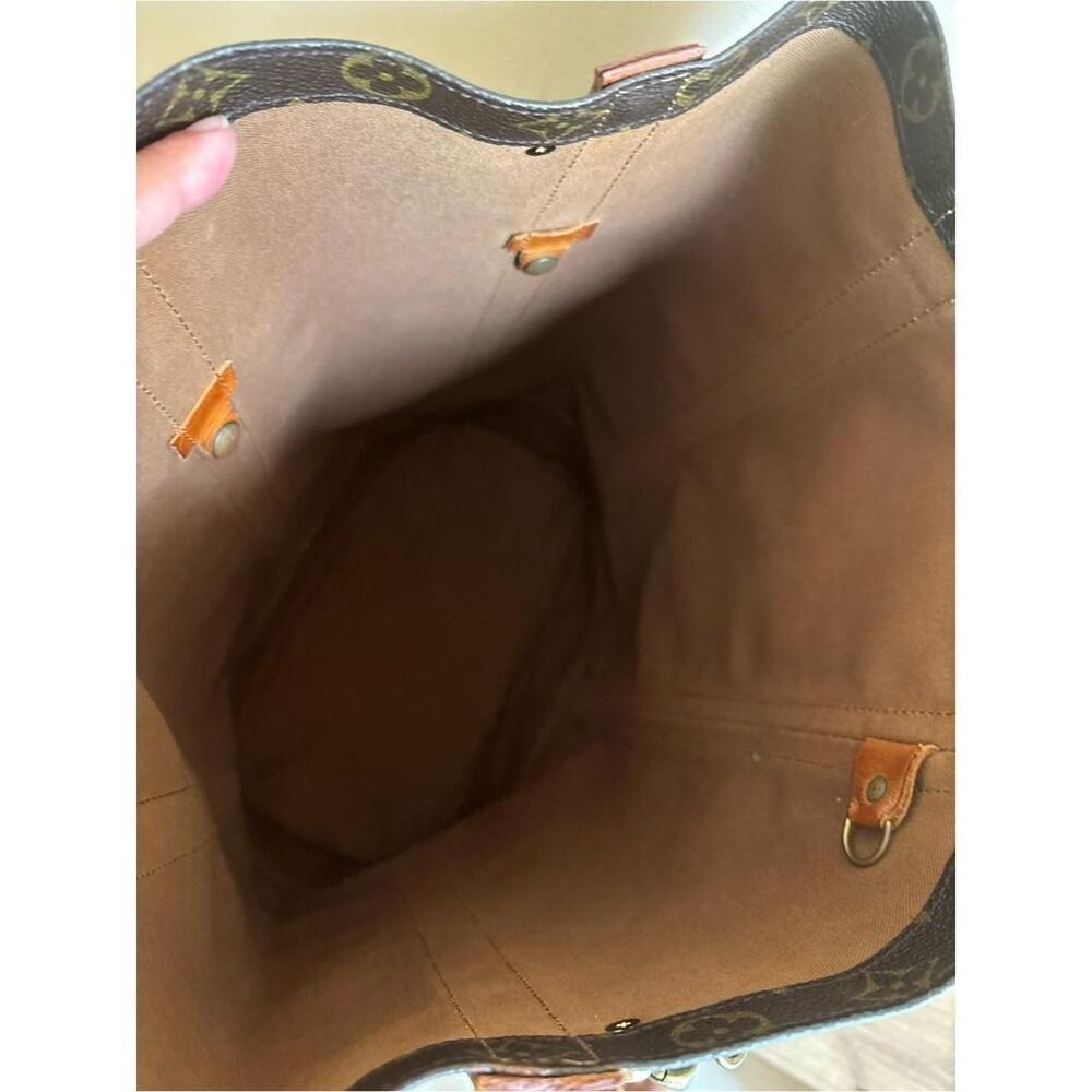 Louis-vuitton Women's Brown Bag - Picture 7 of 8
